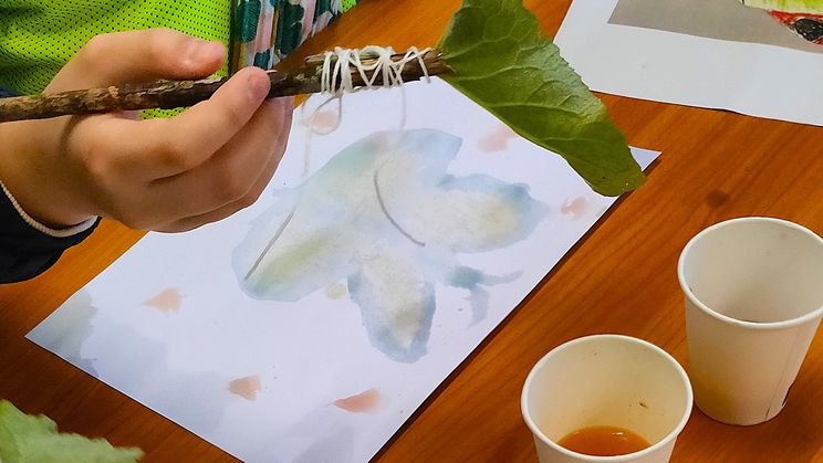 PEINTURE VEGETALE - (7/11 ans)